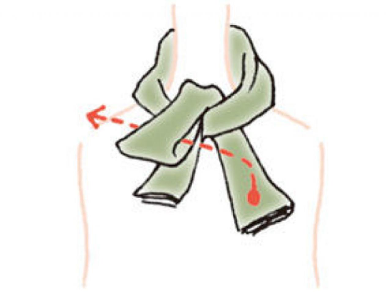 「センスがいいですね」と言われる【定番スカーフの巻き方2選】「スタイリッシュ プリーツ」と「チョーカー結び」（画像8）