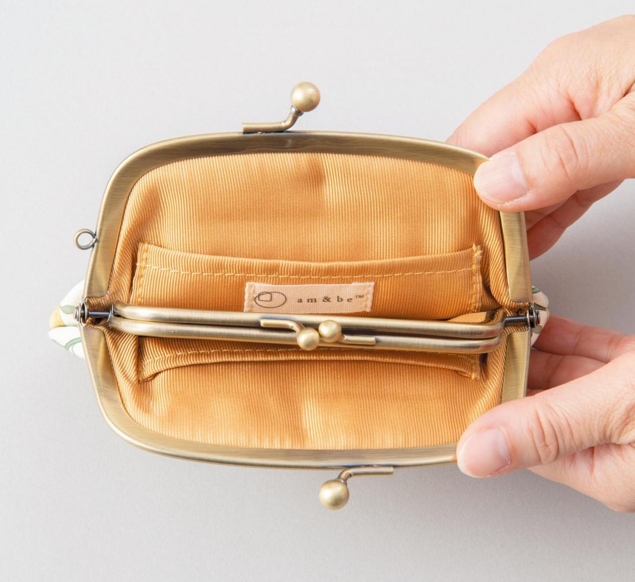 50代以上に便利！【ミニ財布＆スマホポシェット】人気スタイリストおすすめの5選（画像4）