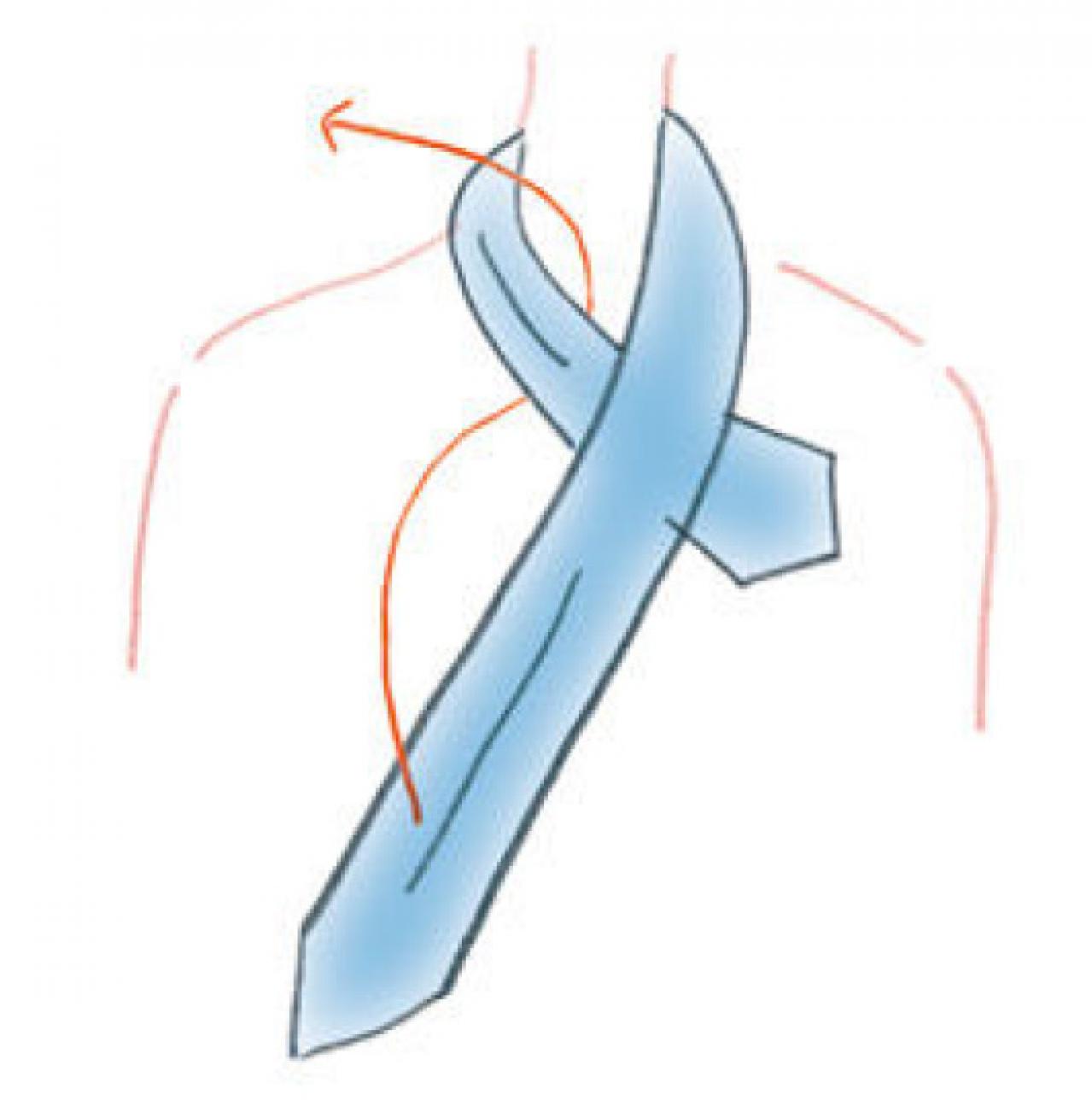 小さくても存在感大！簡単スカーフの巻き方「アシンメトリー結び」で優雅に（画像3）