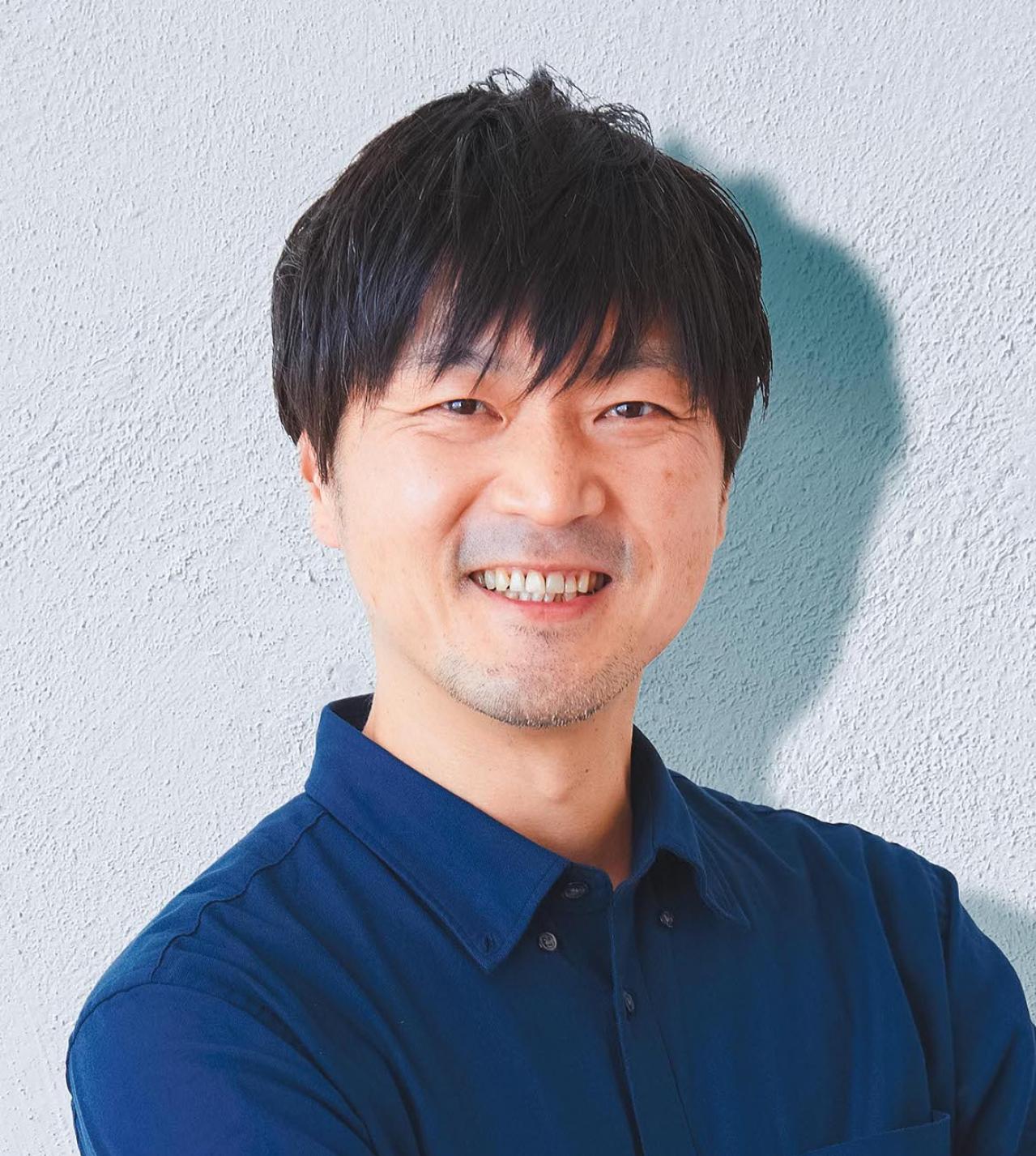 【50代】2025年最旬のショートスタイル「お悩みも解決！」うねるクセも生かせるスタイリングのコツ（画像11）