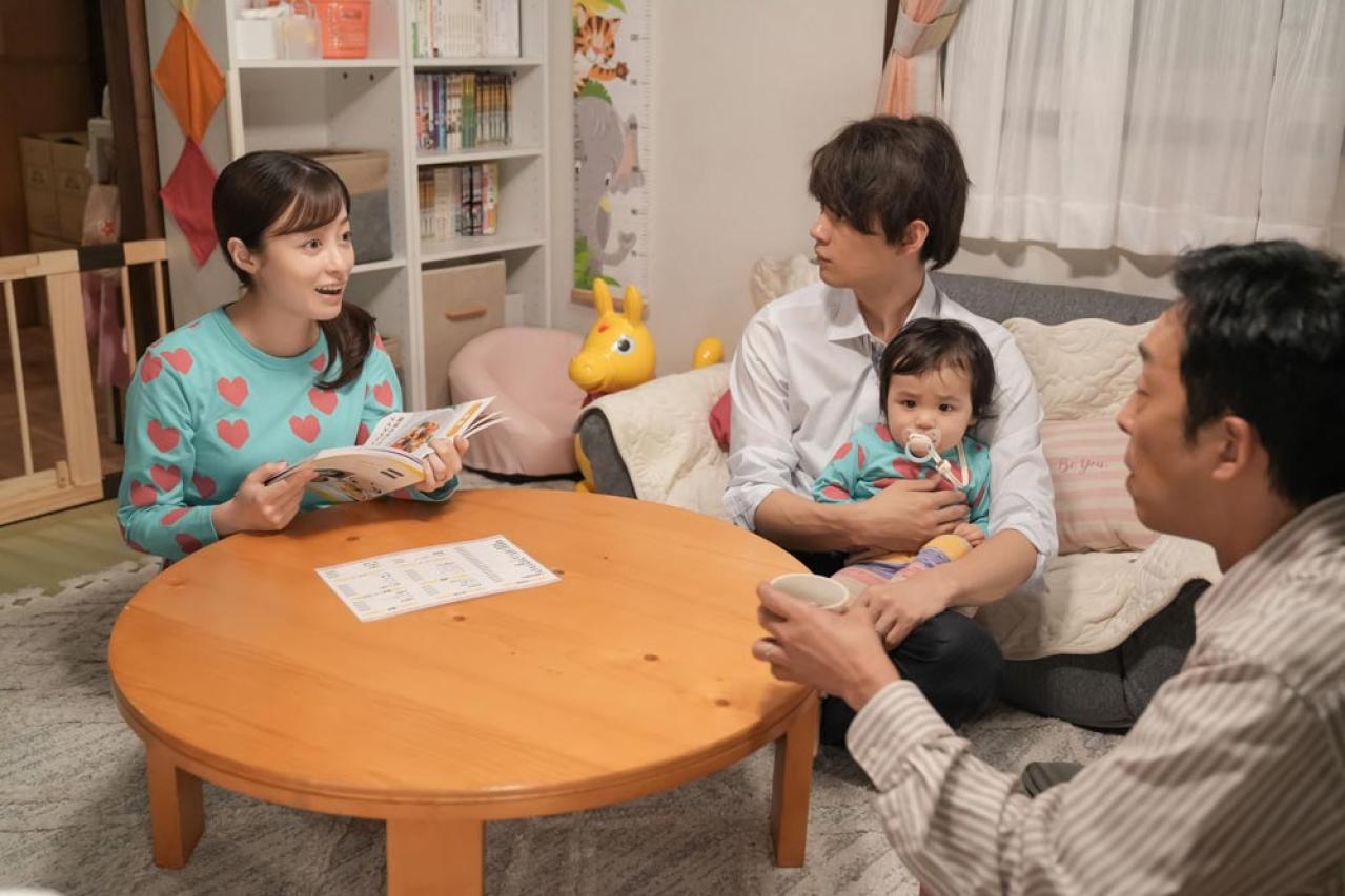 お墓でまさかのダブルピース！ナベべ（緒方直人）満面の笑顔になごまされた【おむすび】（画像4）