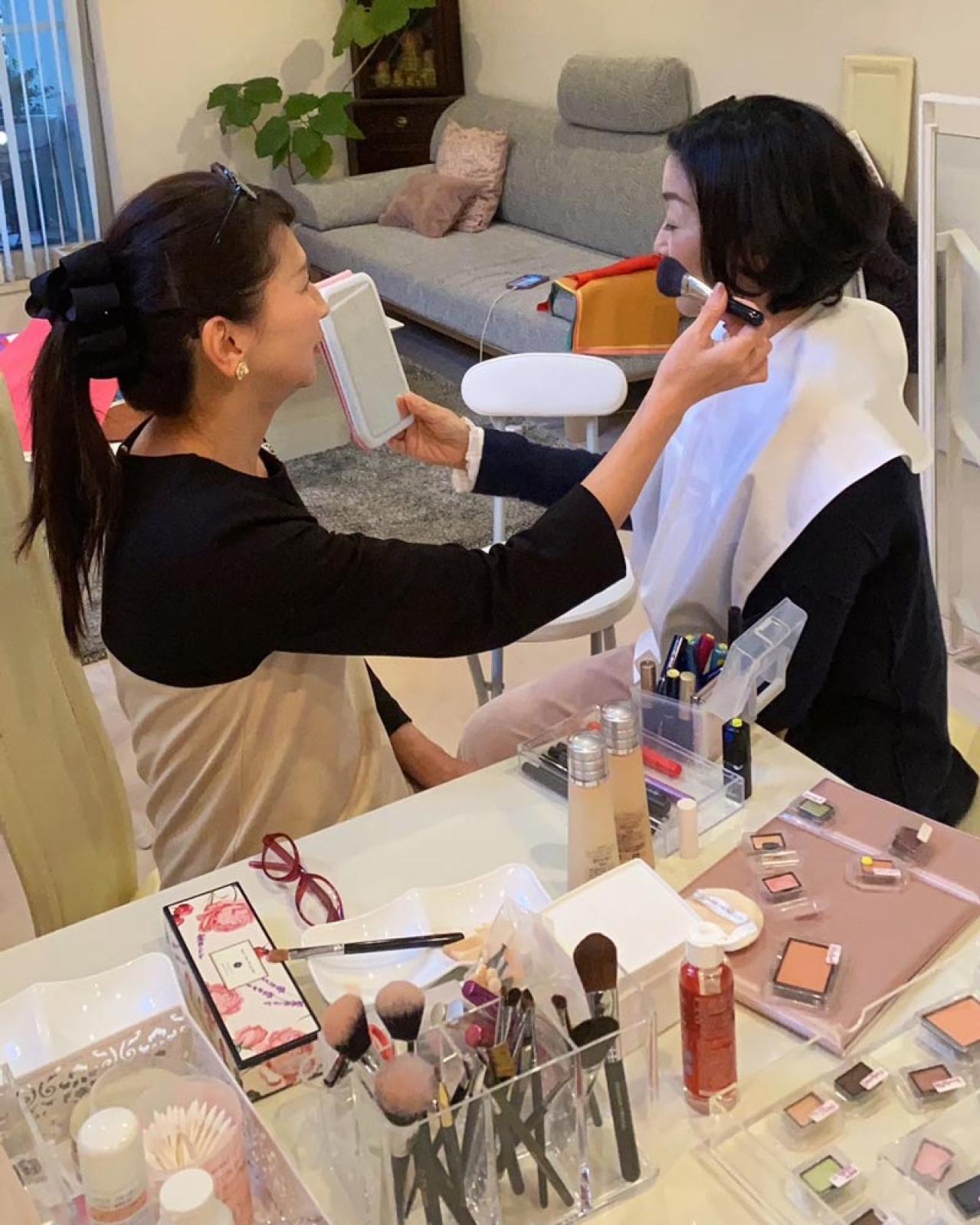 「50代が自分にあった仕事を見つけるヒントとは？」専業主婦から司書を経てメイクセラピストに【50代の仕事始め＃1後編】（画像4）