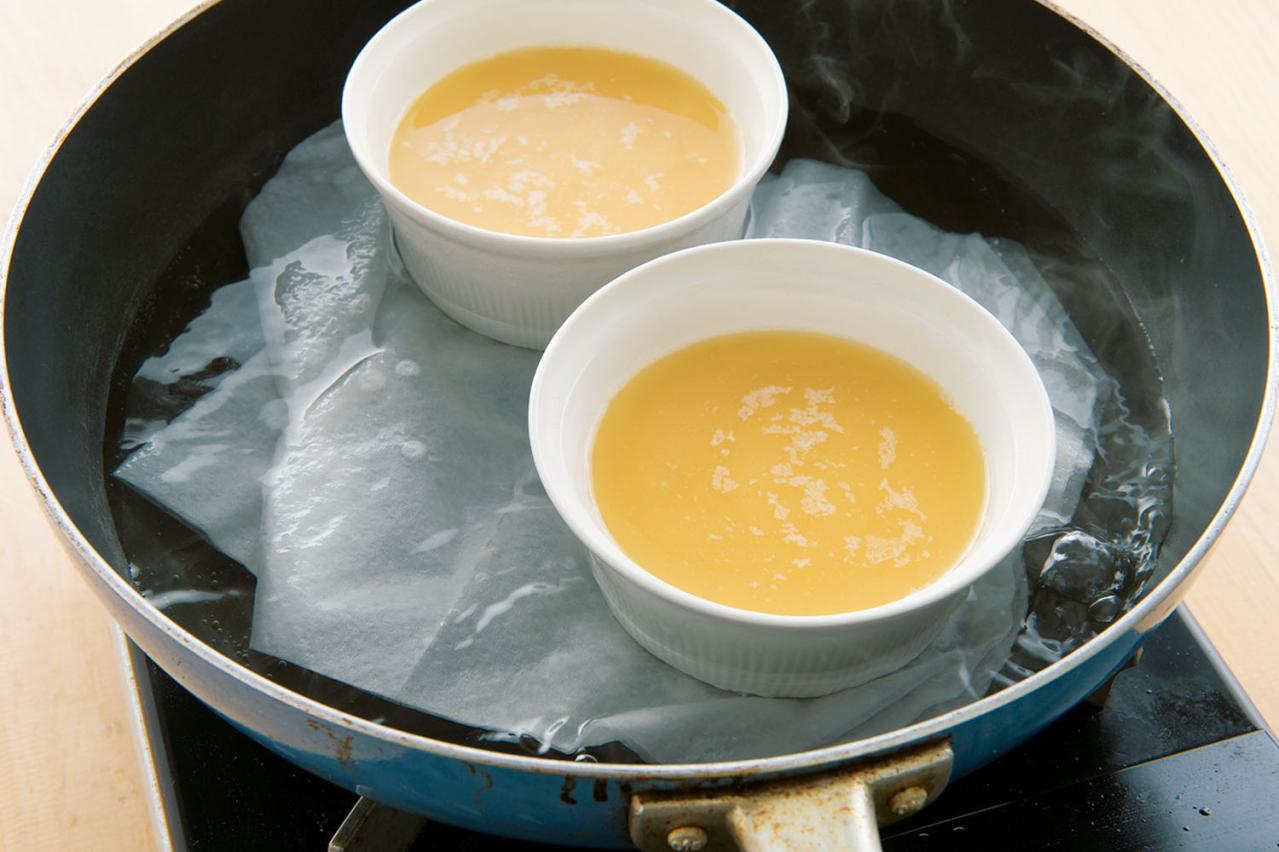 フライパンで簡単！とろとろプルンッ！「茶碗蒸し」の作り方とは？【卵料理のコツ】（画像2）