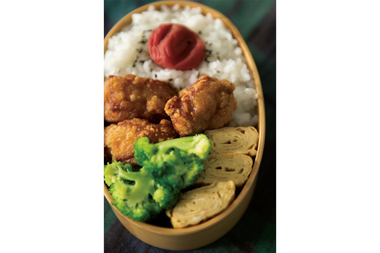 洗い物も激減！人気料理研究家・藤井恵さんの「卵焼き器」ひとつで作れる【から揚げ弁当】レシピ