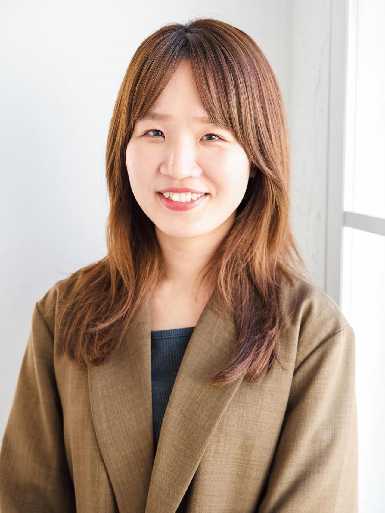 【50代からの髪の悩み】髪のパサつきを抑えるには？ 人気美容師が若見えのコツを伝授（画像7）