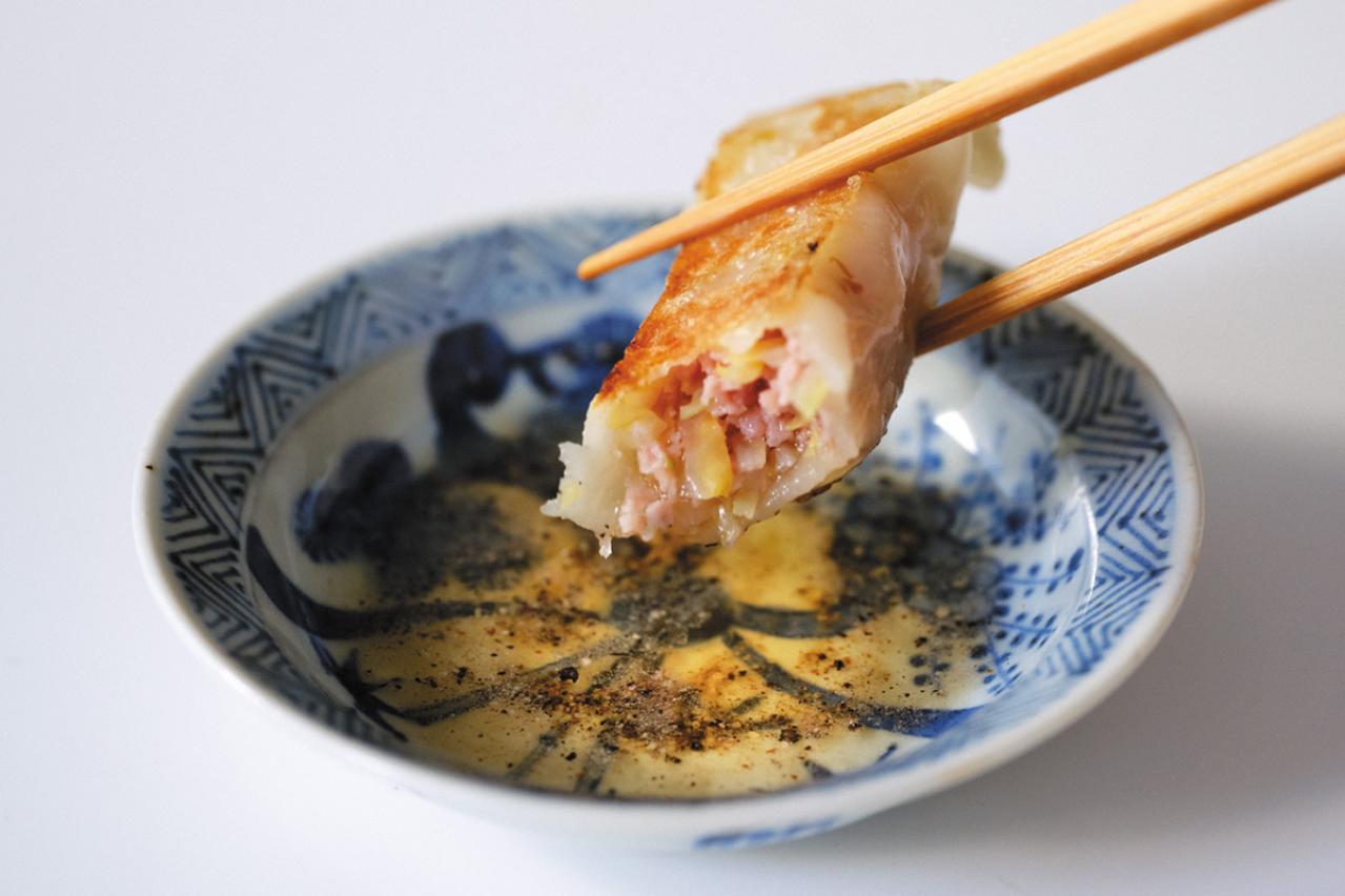 これさえあれば餃子もオムレツもプロの味！人気料理研究家・藤井恵さん愛用の【浅めの鉄鍋】とは？（画像5）