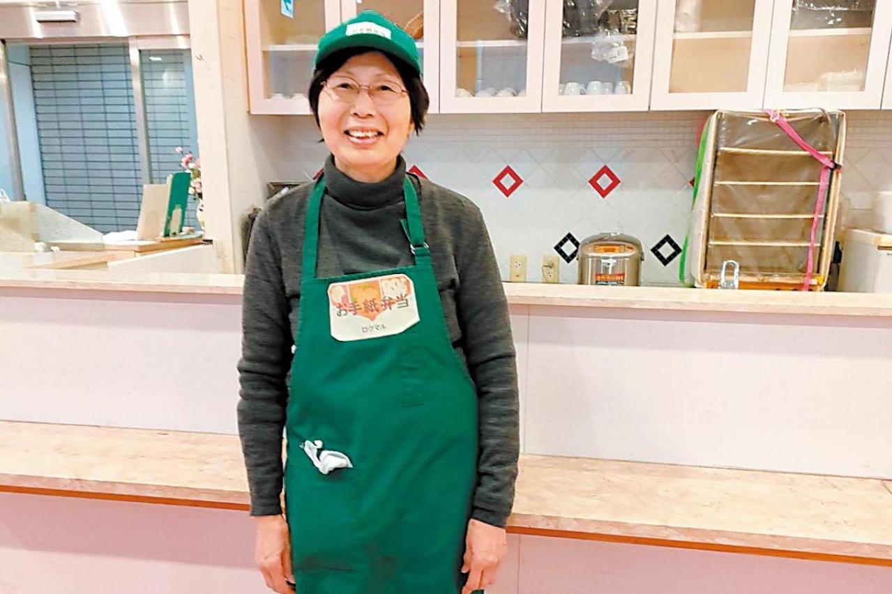 72歳、有償ボランティアの女性が「お弁当に手紙を添える深いワケ」【人生100年時代の働き方白書】