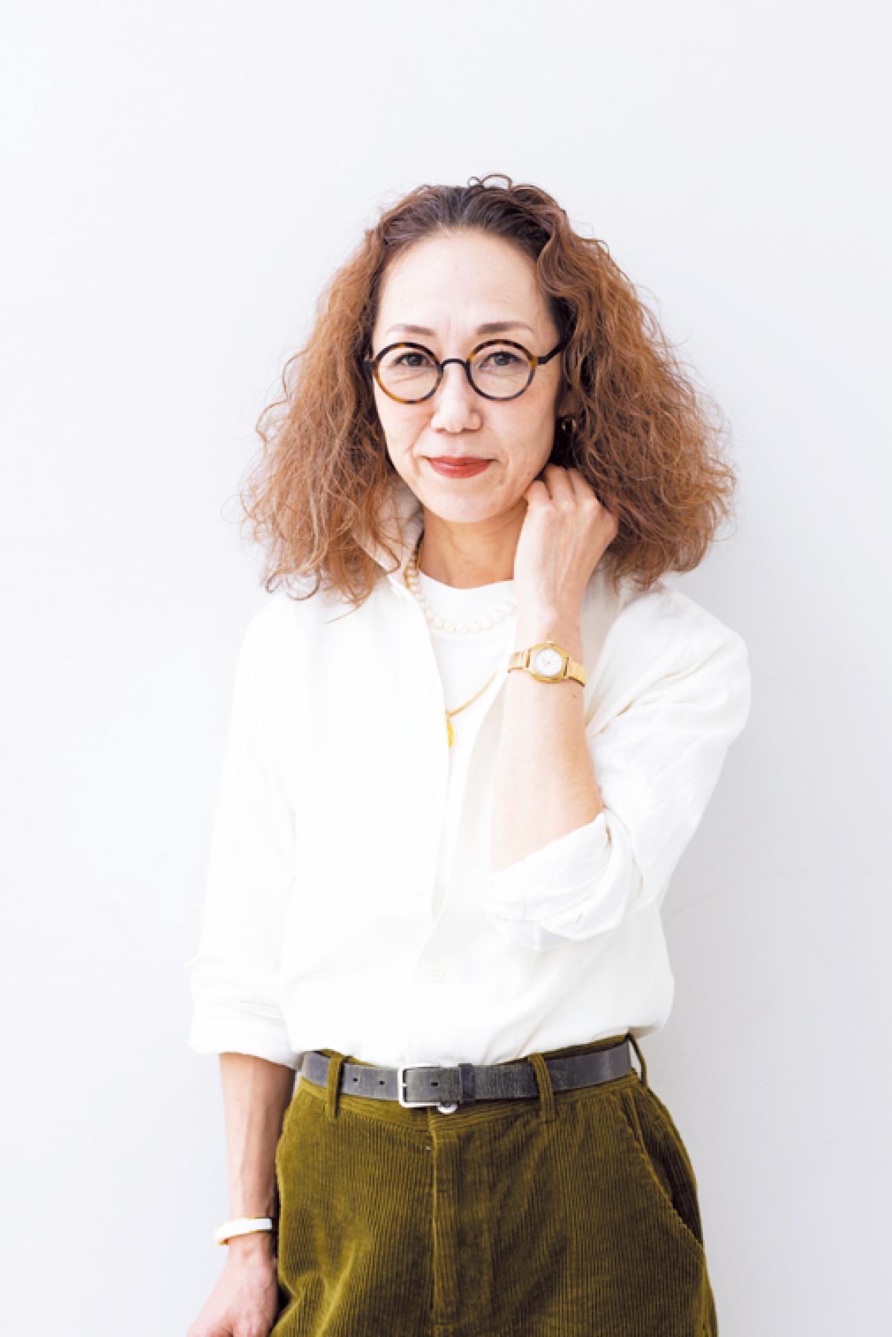 シンプルな服に華を添えてくれる【ストール＆スカーフ】4選。寒暖差の調整にもお役立ち（画像2）