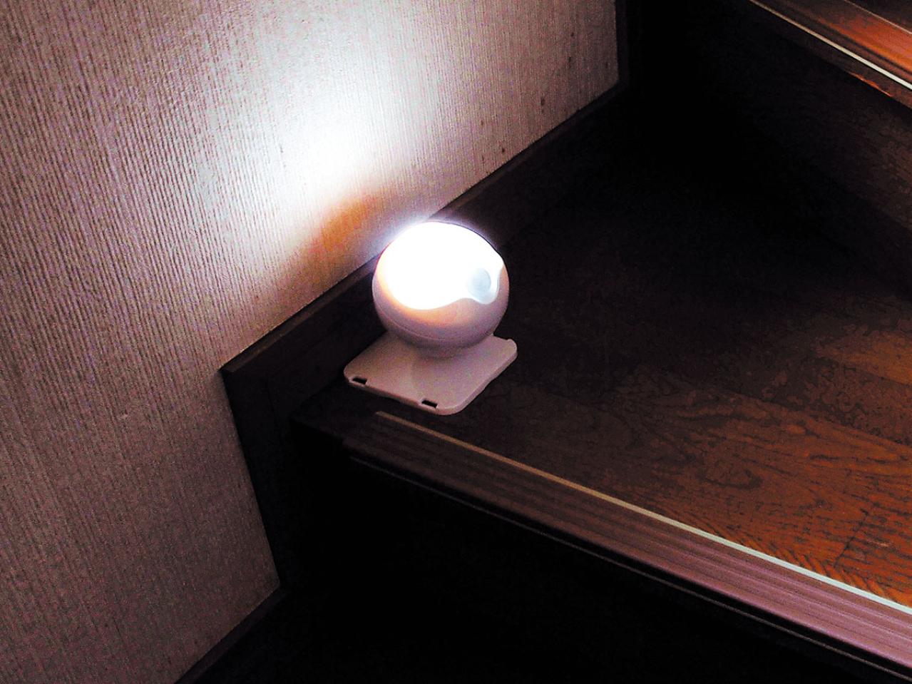 【シニアの防犯対策】高齢者でも、工具がなくても取り付け可能！大人気の「人感センサーライト」とは？（画像6）