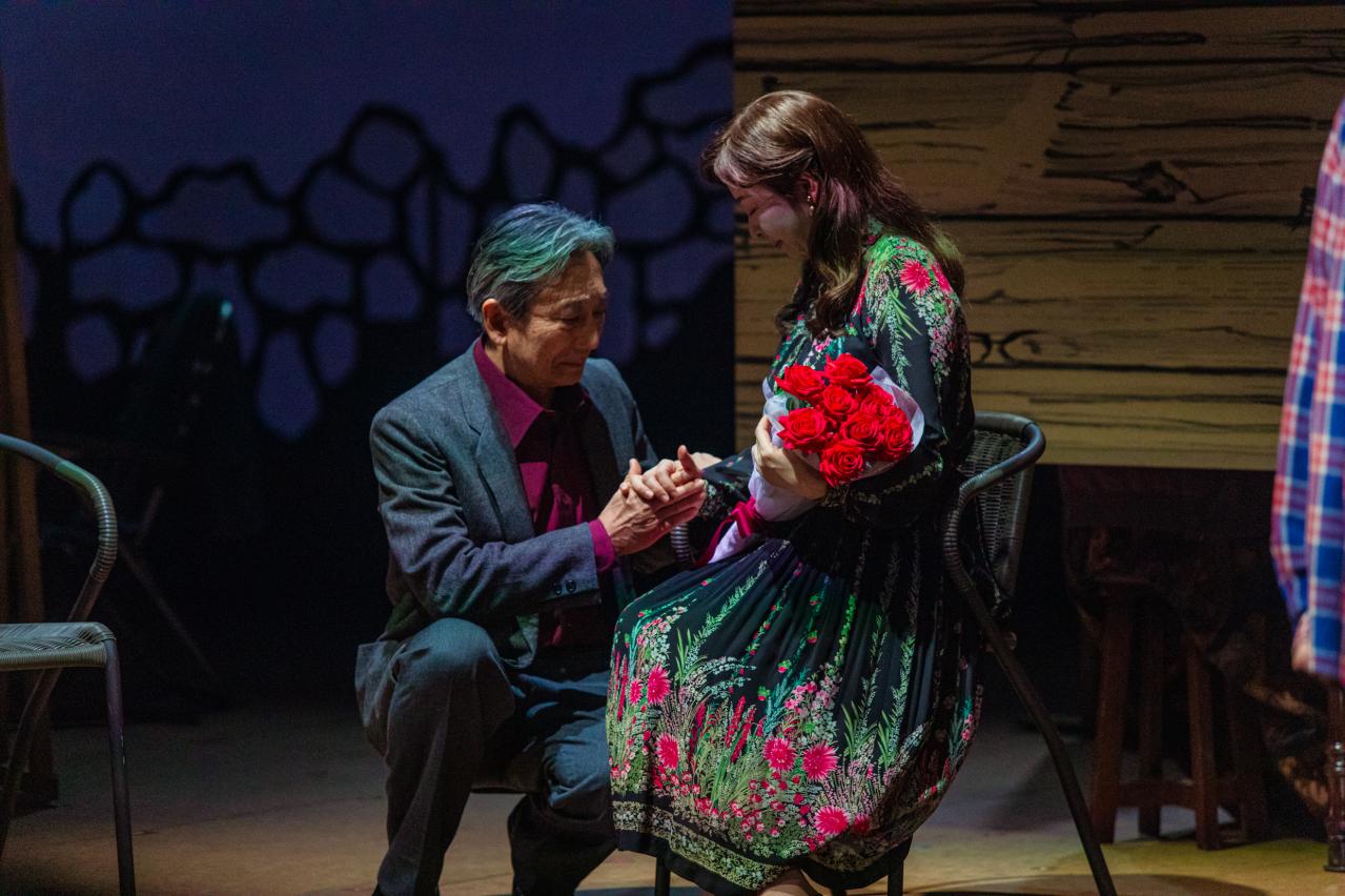 【相葉雅紀】主演舞台で共演者とは「口が滑ってしまうような間柄」家族愛と嘘のあたたかさを描く【写真多数】（画像2）