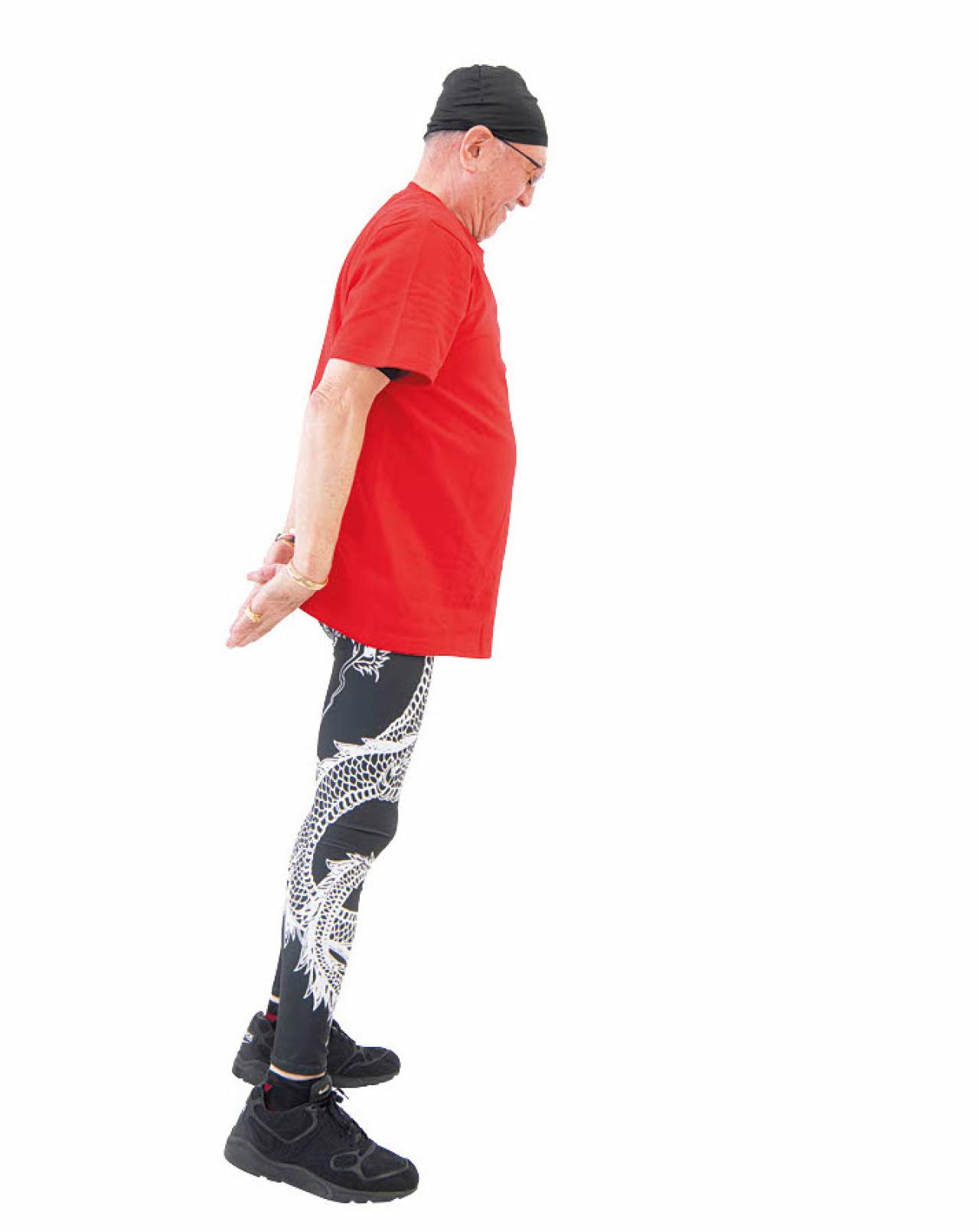 【デューク更家式】下半身の“ぴんしゃん”元気体操｜たった数分行うだけで正しい歩き方に（画像23）