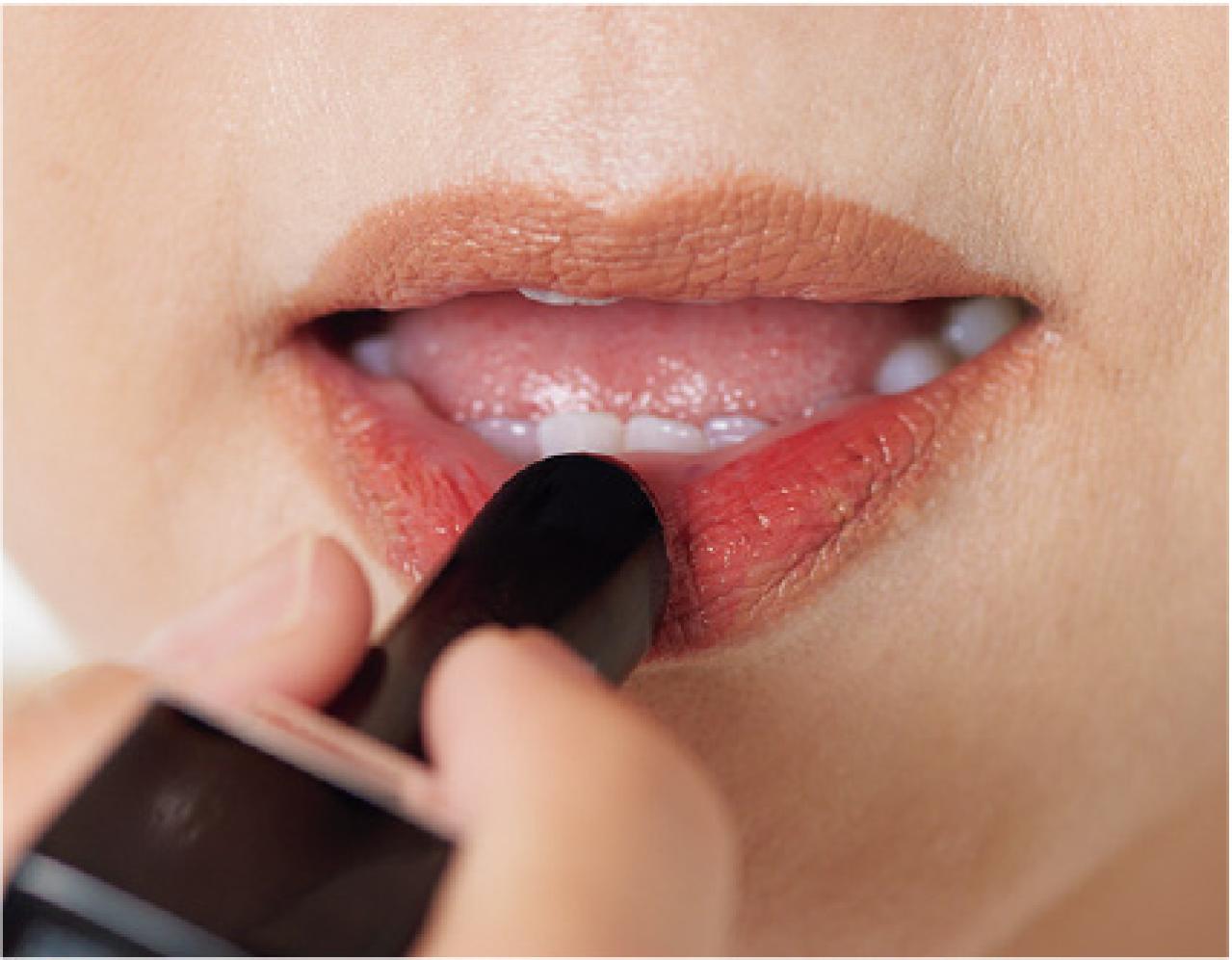 50代以上は必見！「ぽってり若い唇」を偽造するコツを、68歳の奇跡・天野佳代子さんが伝授（画像7）