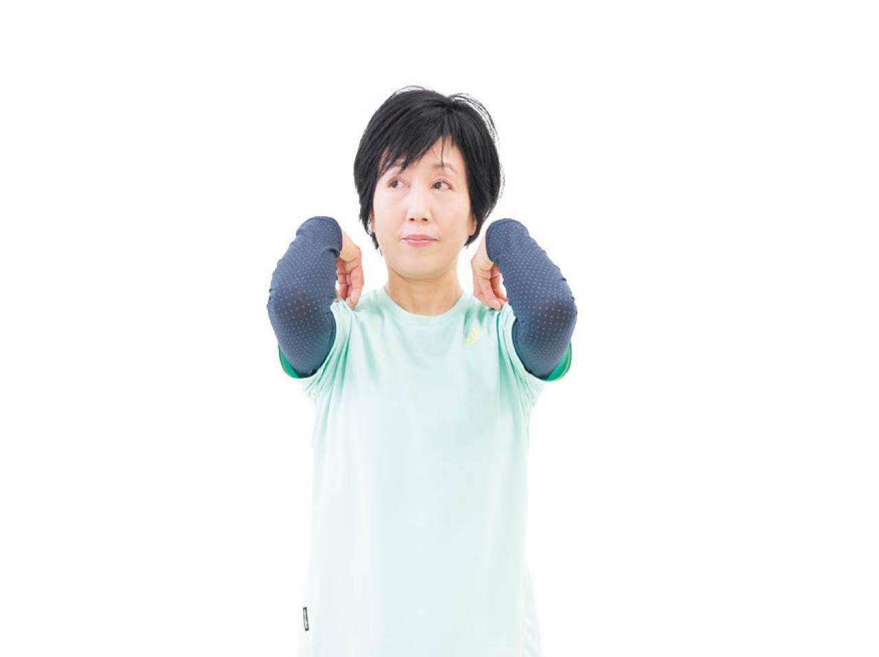 【デューク更家式】上・中半身の“ぴんしゃん”元気体操｜全身の可動域が広がり、いつもの行動が運動に変わる！（画像9）