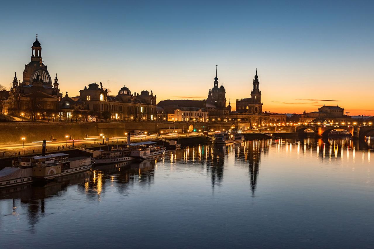 『舞姫』森鴎外が描く愛と悲劇の物語。エリスはなぜ捨てられたのか？