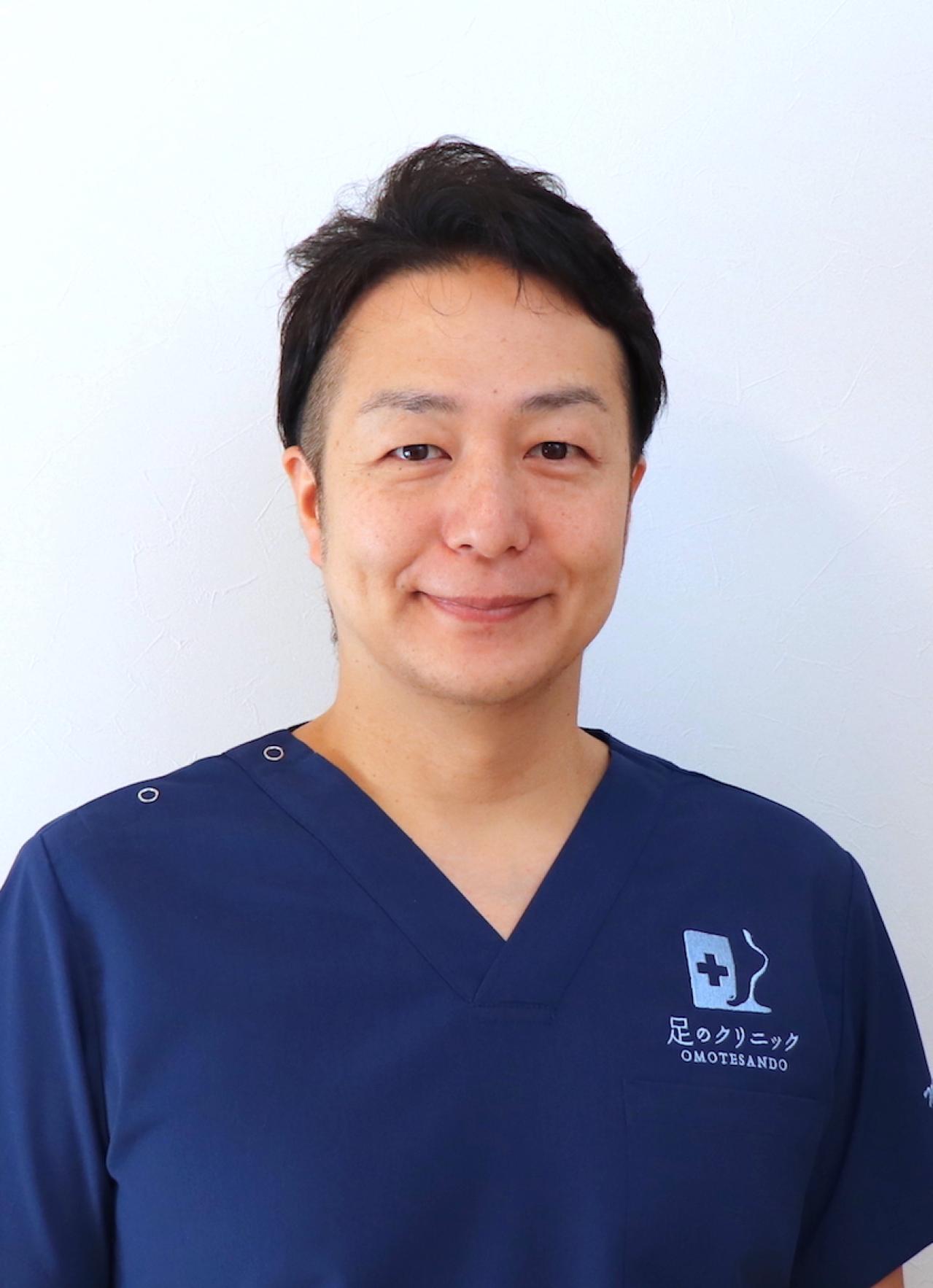 【巻き爪】の原因は実は爪じゃなかった…！ヒールのある靴をよく履く人が注意すべきことも（画像2）