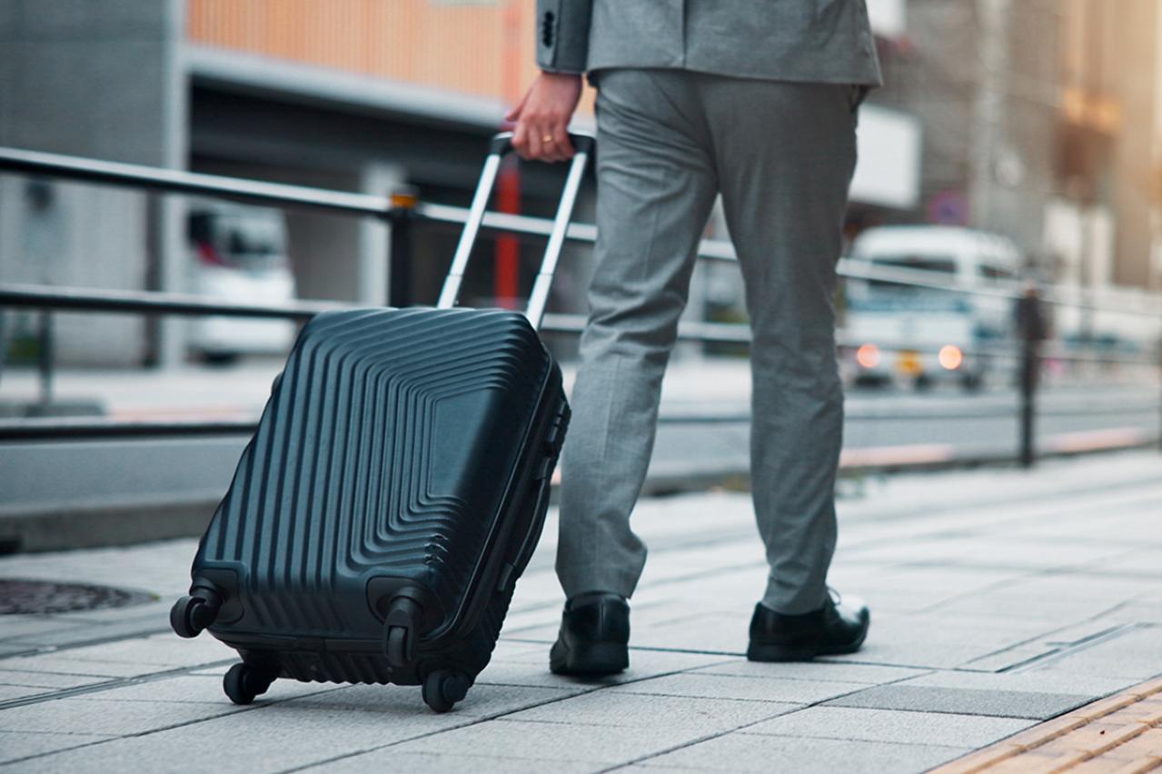 江戸川乱歩の『押絵と旅する男』あらすじ紹介。乱歩の幻想と現実が交錯する名作