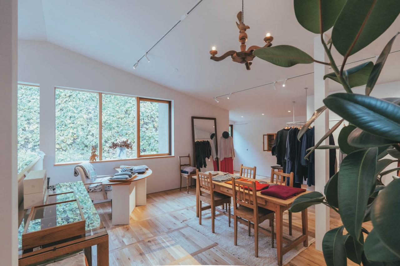 factory  zoomer/life