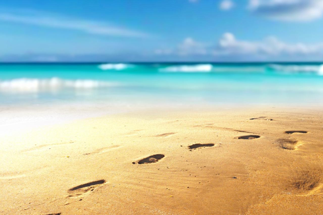 石川啄木の『足跡』あらすじ紹介。貧困と理想の狭間で生きる、若き代用教員の物語