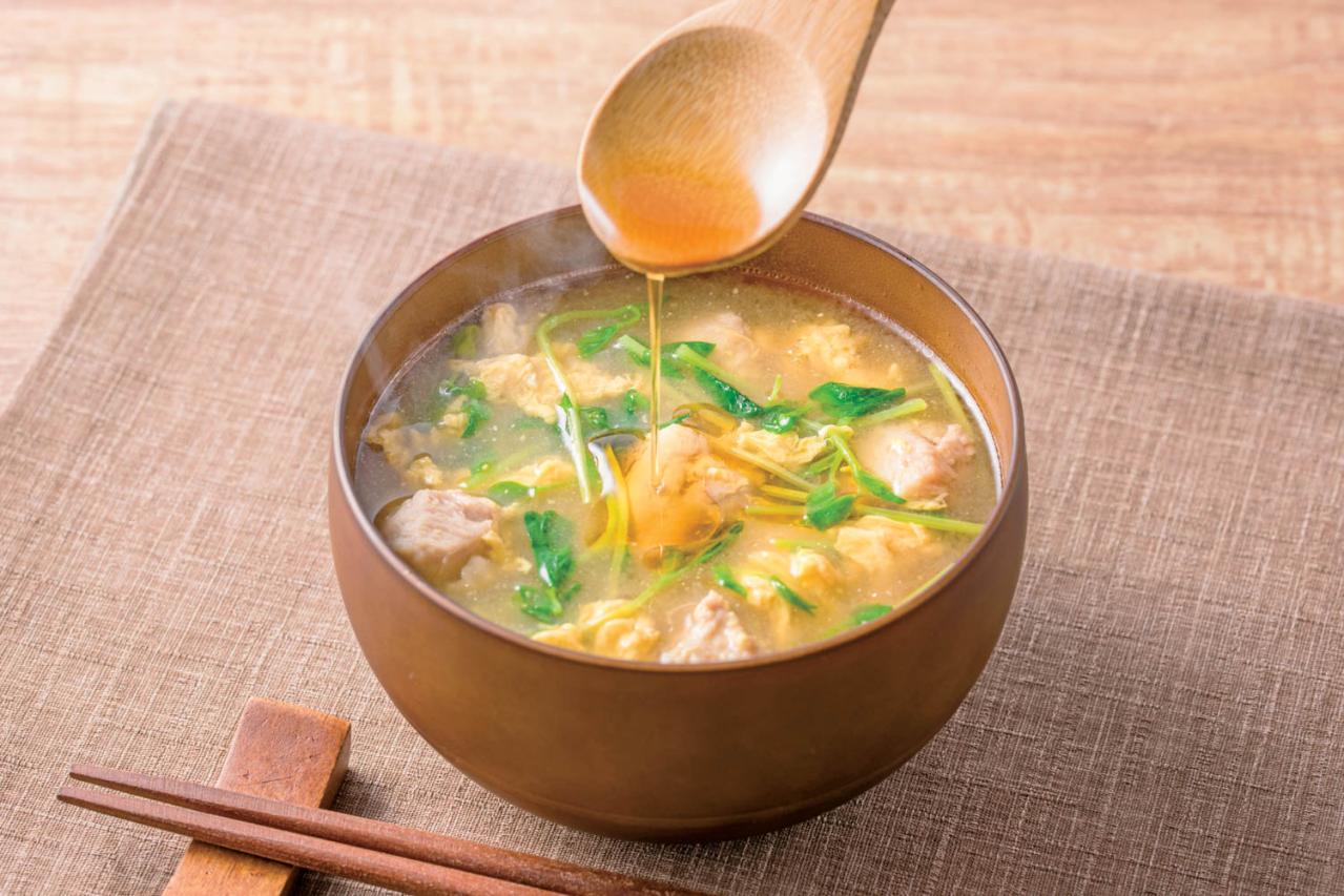 マルコメ社員おすすめの【春のみそ汁】2選「新じゃが、新玉ねぎのバター風味」「鶏肉と豆苗のかき玉」