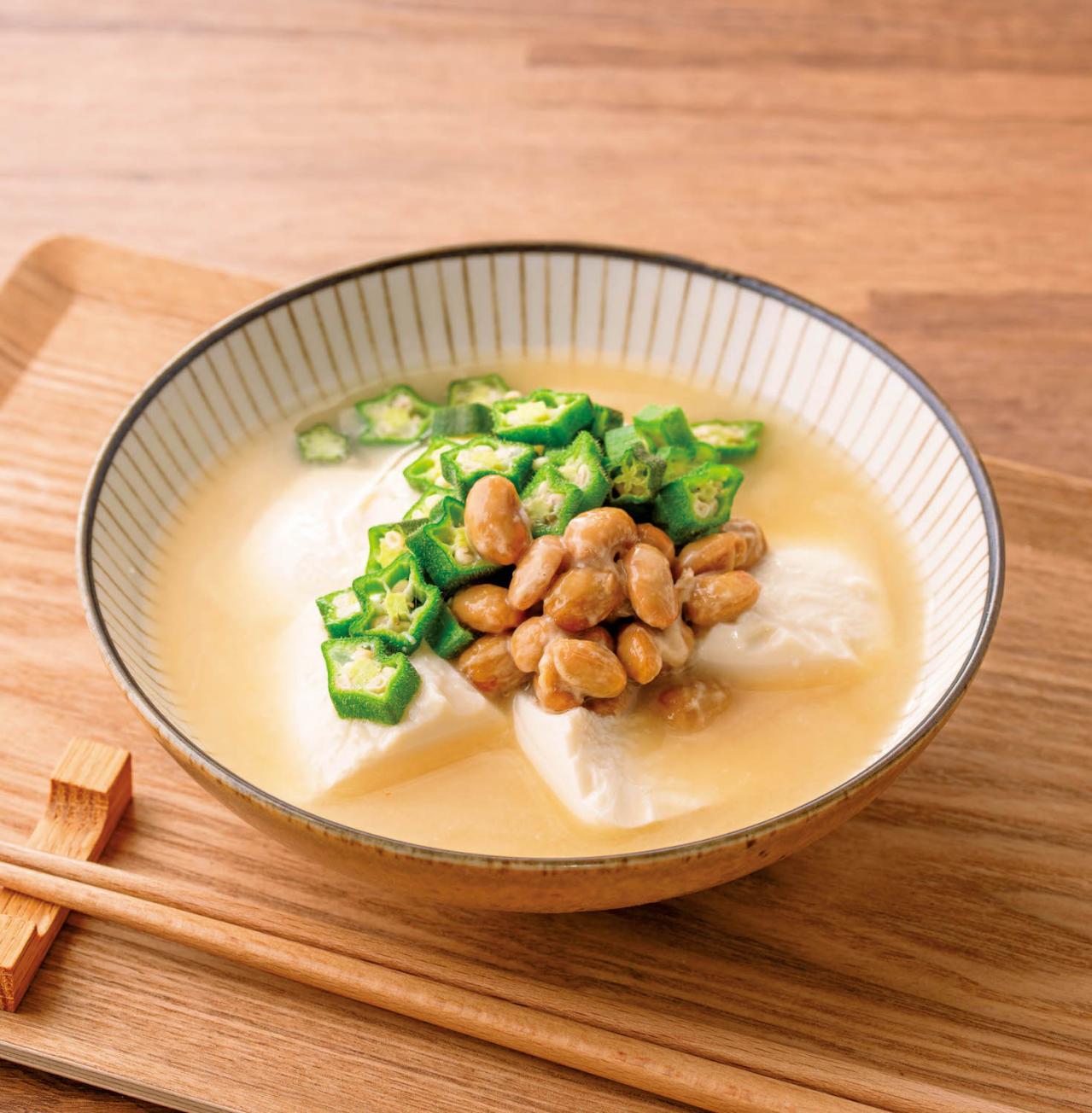 食欲のないときにもおすすめの【冷製みそ汁】2選。「柴漬け×豆腐」「納豆×豆腐×オクラ」（画像3）