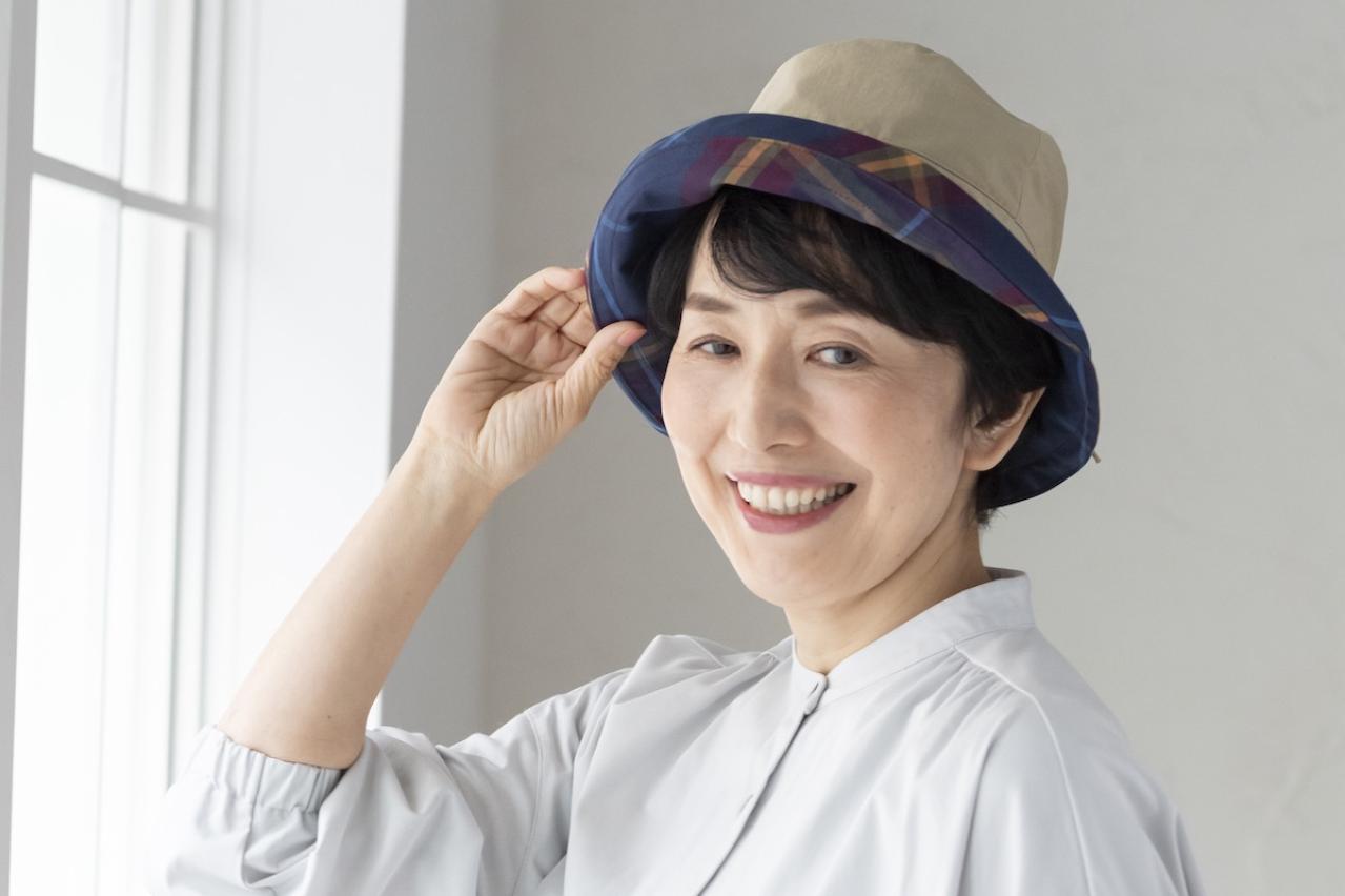 日差しが気になる季節におすすめの帽子「歴代の妃殿下も愛用してきた」ブランドのカジュアルハット