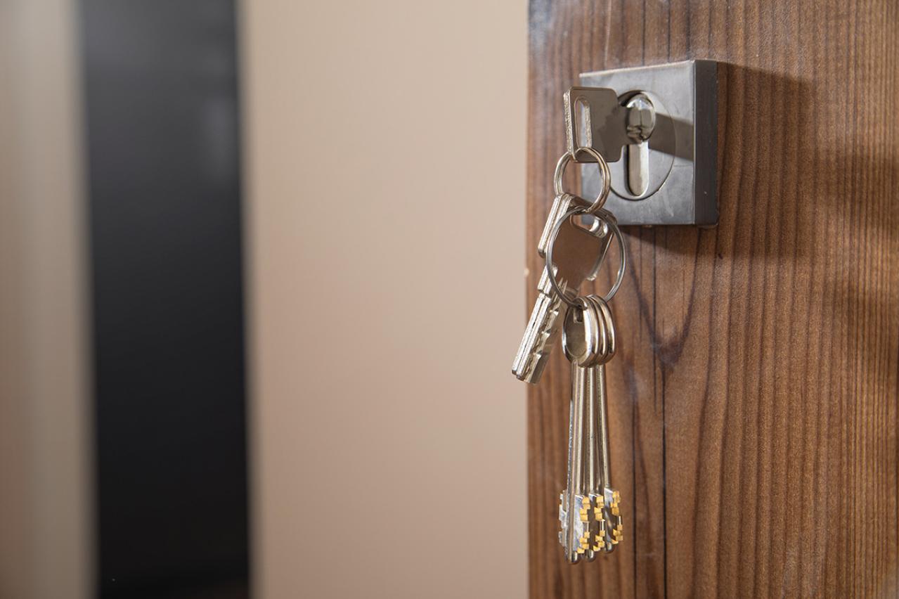 谷崎潤一郎の『鍵』あらすじ紹介。夫婦の隠された日常、そして迎える悲劇的な結末とは？