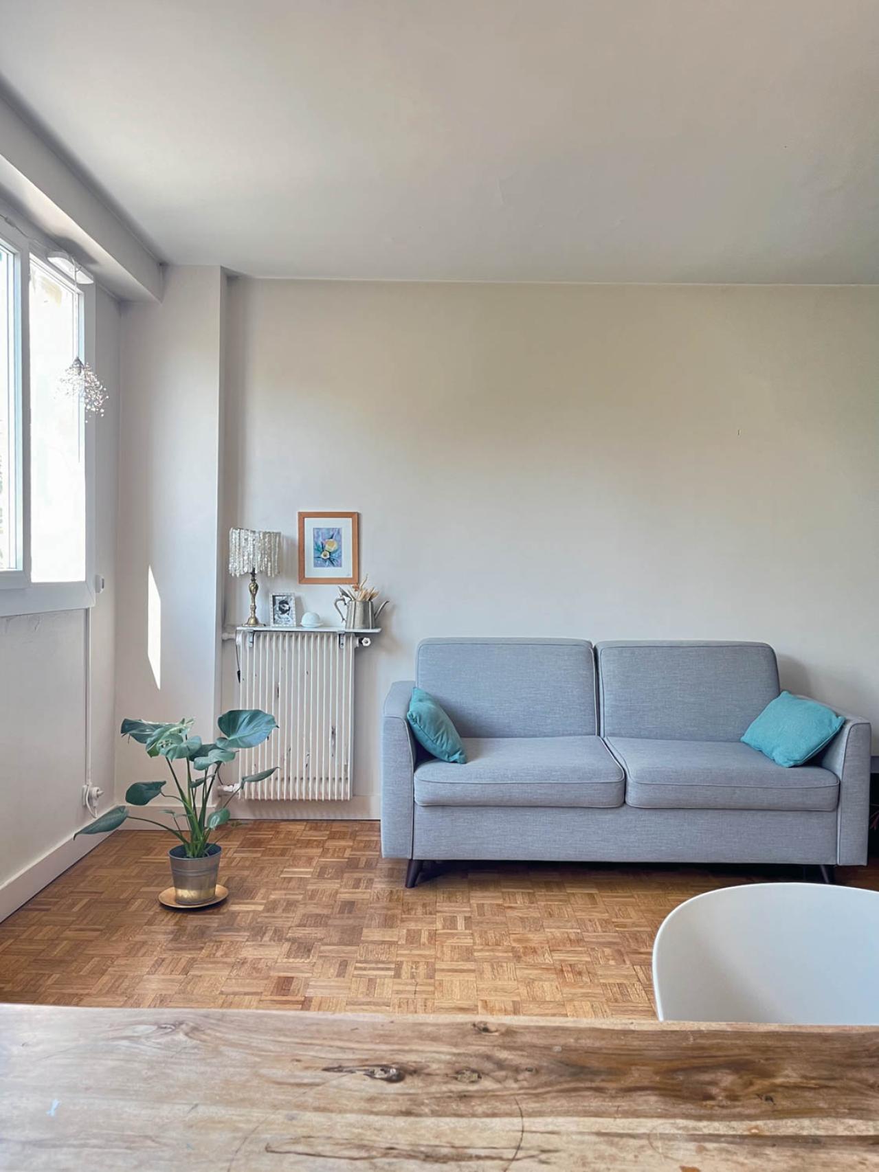 パリ在住歴29年【永末亜子さん】に聞いた！ 適度にミニマムで、すっきり、くつろげる部屋のつくり方とは？（画像2）