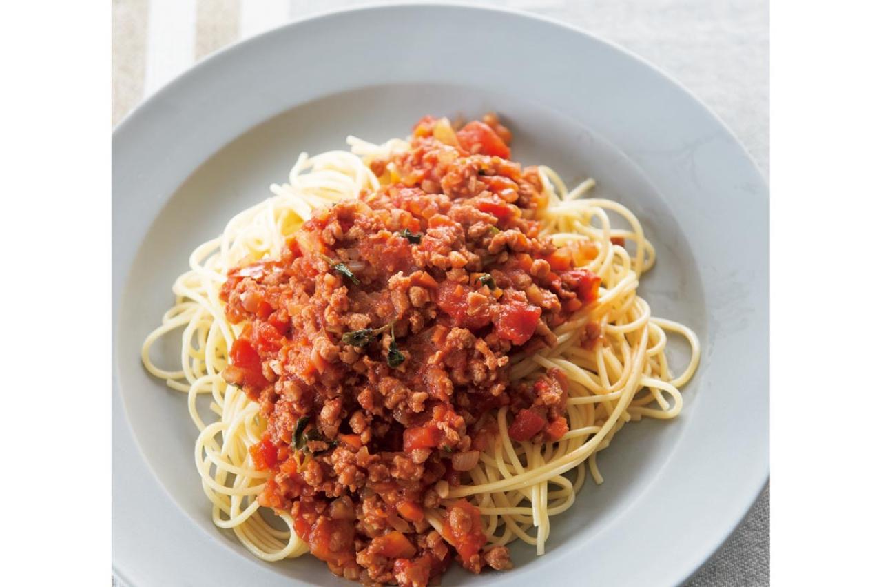 ダイエット中のパスタはこれ一択！低カロリーなのに高たんぱく「大豆ミートの ミートソース スパゲッティ」レシピ