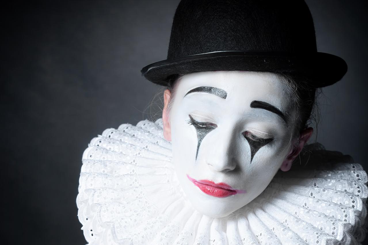 石川啄木の『一利己主義者と友人との対話』あらすじ紹介。飄々とした会話形式で進む哲学的な物語