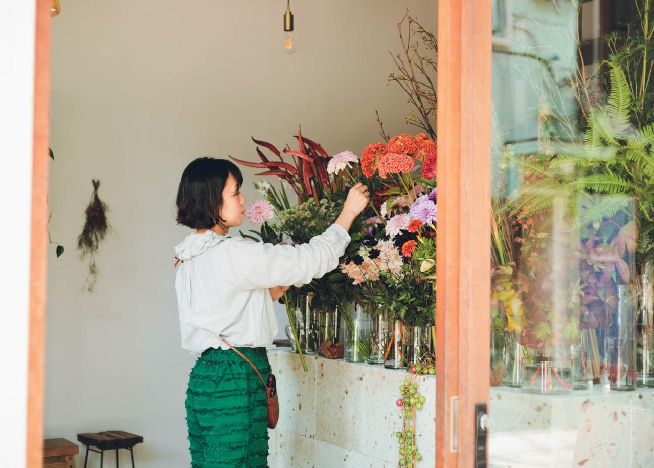 【フラワーアレンジメント】切り花を長く楽しむための「飾り方・花器を置く場所」をプロがレクチャー！（画像2）