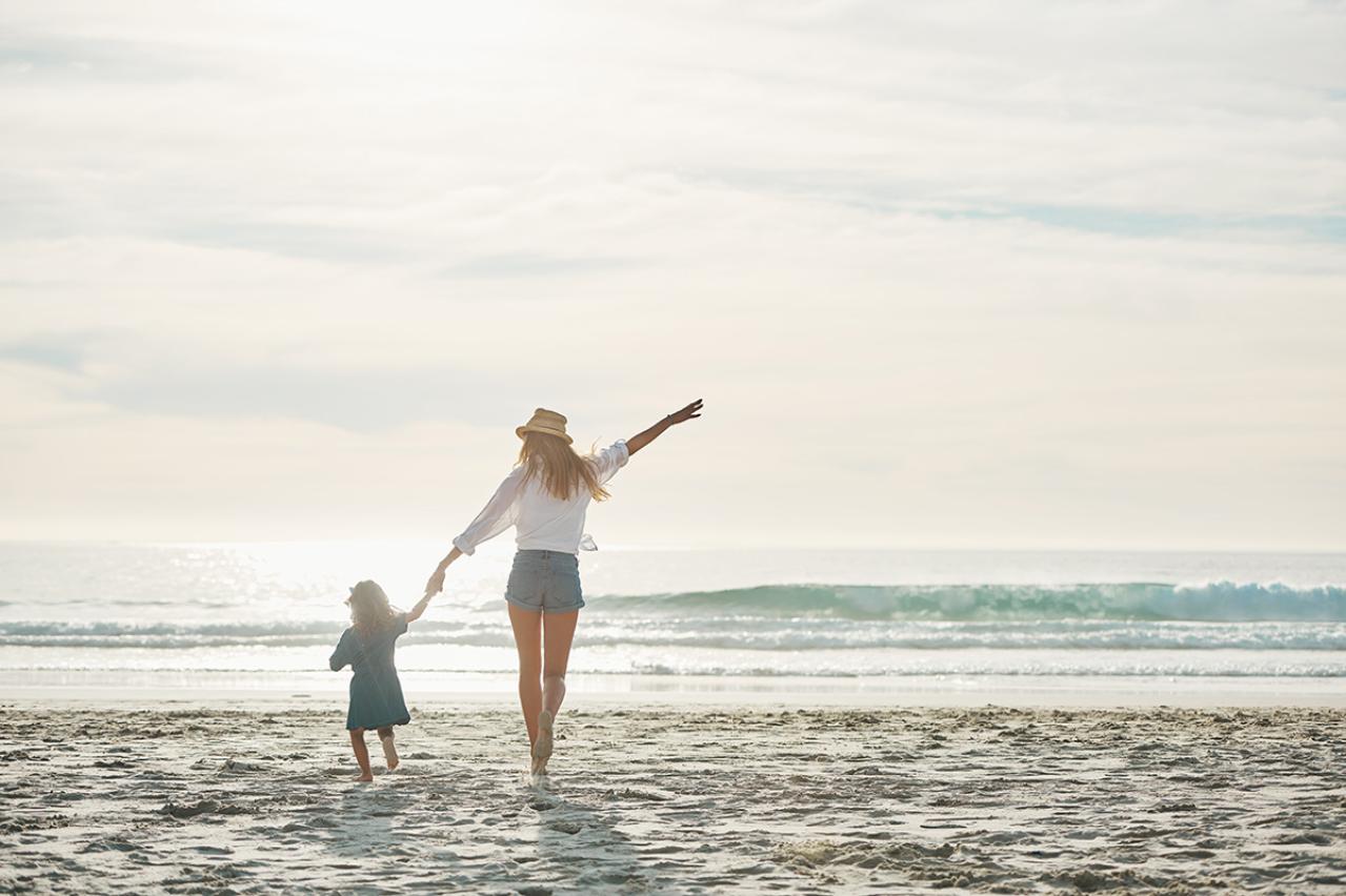 中島敦の『夾竹桃の家の女』あらすじ紹介。作者の描く熱帯の誘惑と人間の本性とは？