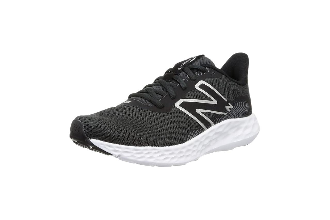 【ニューバランス】現行モデルが【最大34％OFF】スニーカー・ランニングシューズ・厚底モデルも！【Amazonタイムセール】