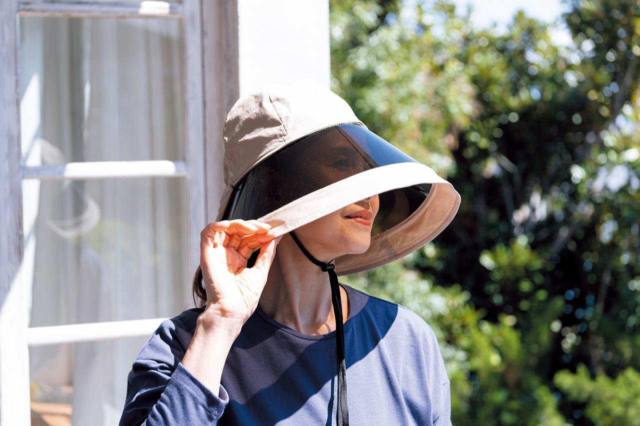 夏のお出かけ時、紫外線から全顔を守る！女優ハット風「コットンバイザーハット」のおすすめポイント