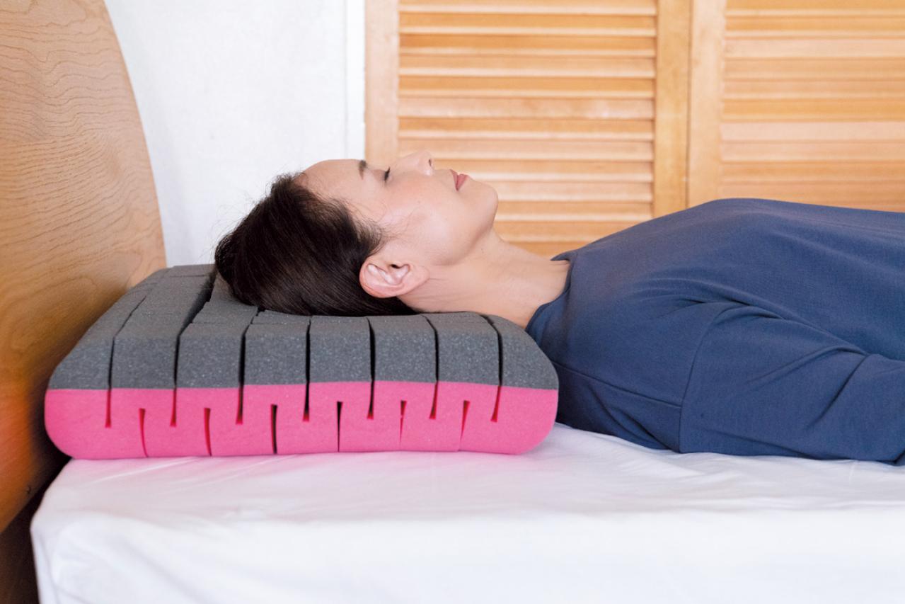 枕迷子の救世主！50万台以上売れている「無重力枕 ザ・キューブス」その実力とは？（画像2）