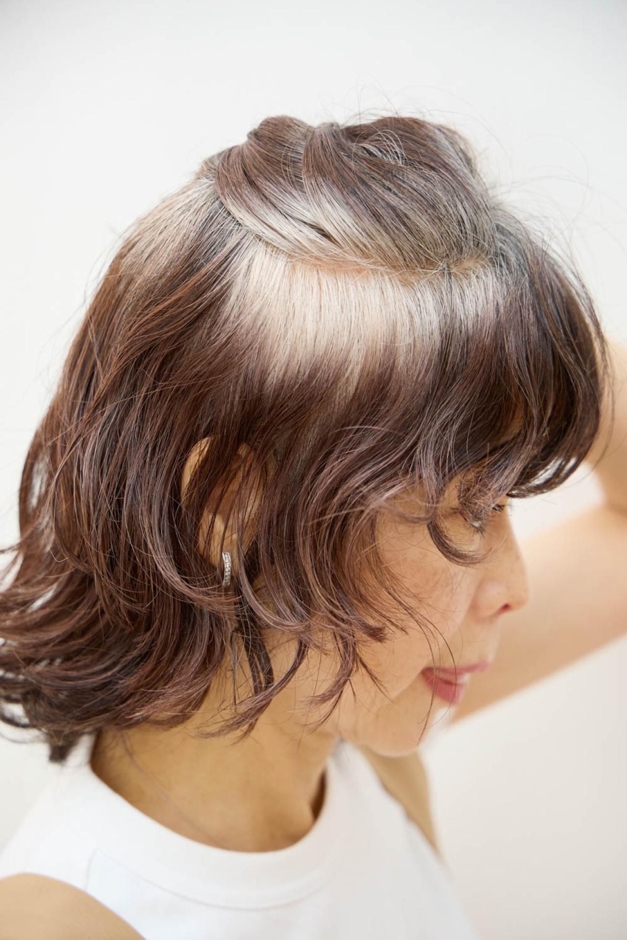 56歳・読者が体験！「脱白髪染め」ができると話題の【白髪ぼかしカラー】とは？（画像4）