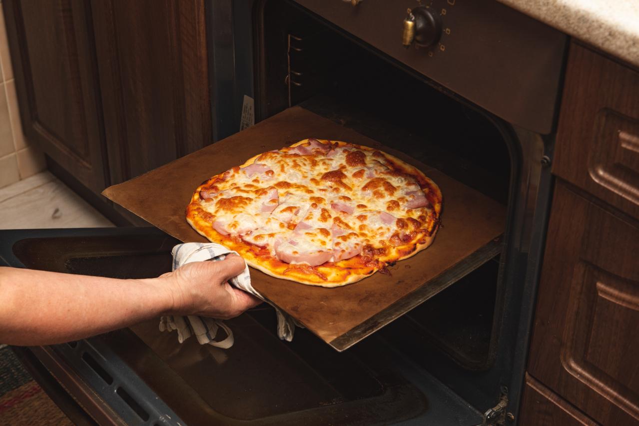 【身近に潜む事故体験記】高校生の娘が完治3か月以上の火傷！！ピザを温め直そうと思っただけなのに…