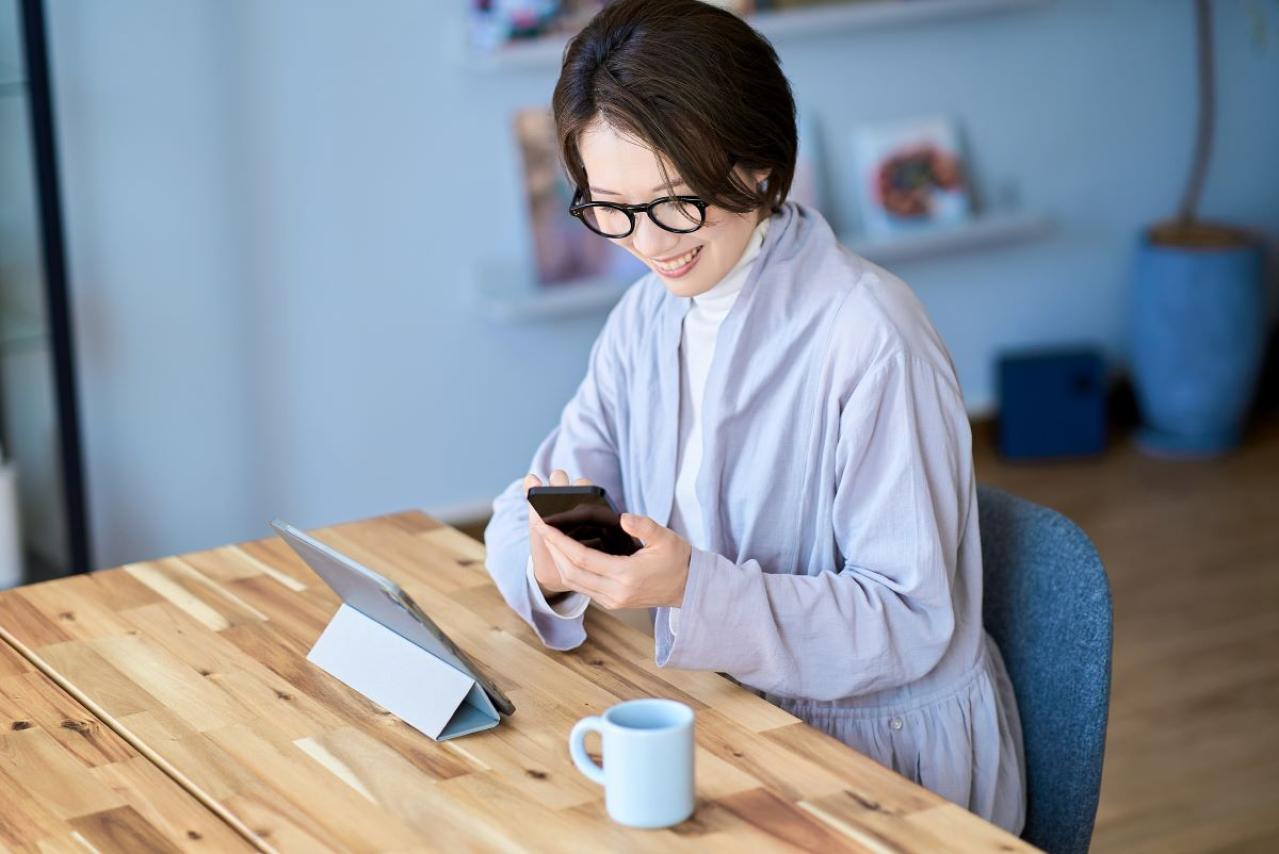 「私、末期がんなの」高校時代の同級生の言葉に同情した60代パート女性……SNSで間一髪の体験【特殊詐欺体験記】（画像2）