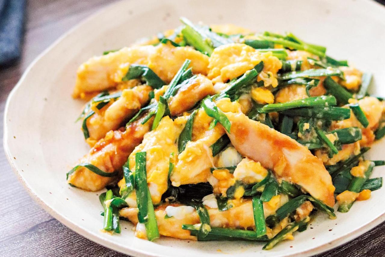 10分で完成！ 野菜たっぷりな【卵の超高速・節約レシピ】2選「ツナコーンのオープンオムレツ」「チキンにら玉」