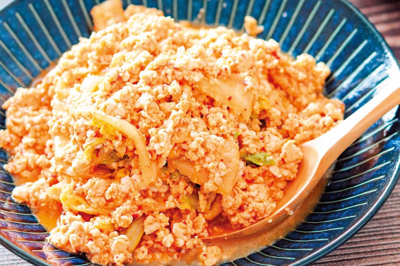 包丁いらずで即デキ！【豆腐の超高速・節約レシピ】2選「豆腐入りチキンナゲット」「ひき肉と豆腐のごまキムチ炒め」