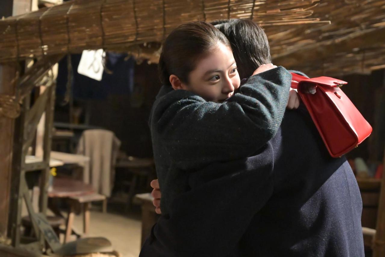 【あんぱん】“ようやく”思いを通じ合わせた二人。寛（竹野内豊）の言葉「別々の道を歩んでいても、いつか交わる日がくる」が現実に