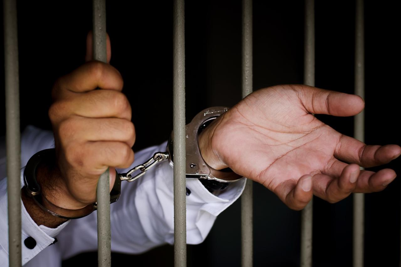 【戦後80年に読みたい小説】小林多喜二の『党生活者』あらすじ紹介。戦時下で輝く信念の人間ドラマ