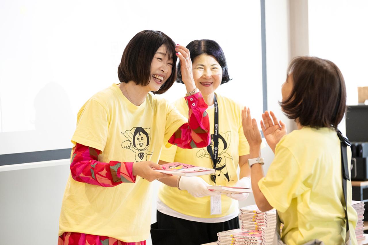 〈8月31日開催〉カータンさんにまた会える！ 新刊『ビバ 女の古』発売記念トークショー決定！　テーマは「ターニングポイント」（画像2）