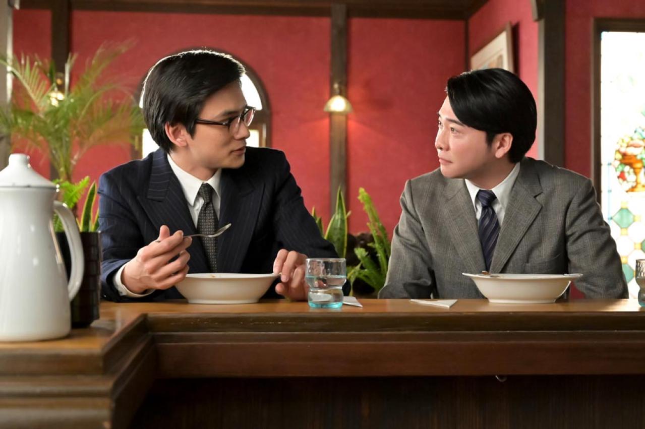 【あんぱん】注目を集めた登場人物は、学ラン姿のいせ（ミセス大森元貴）。崇（北村匠海）の生涯に深く関わっていく——（画像5）