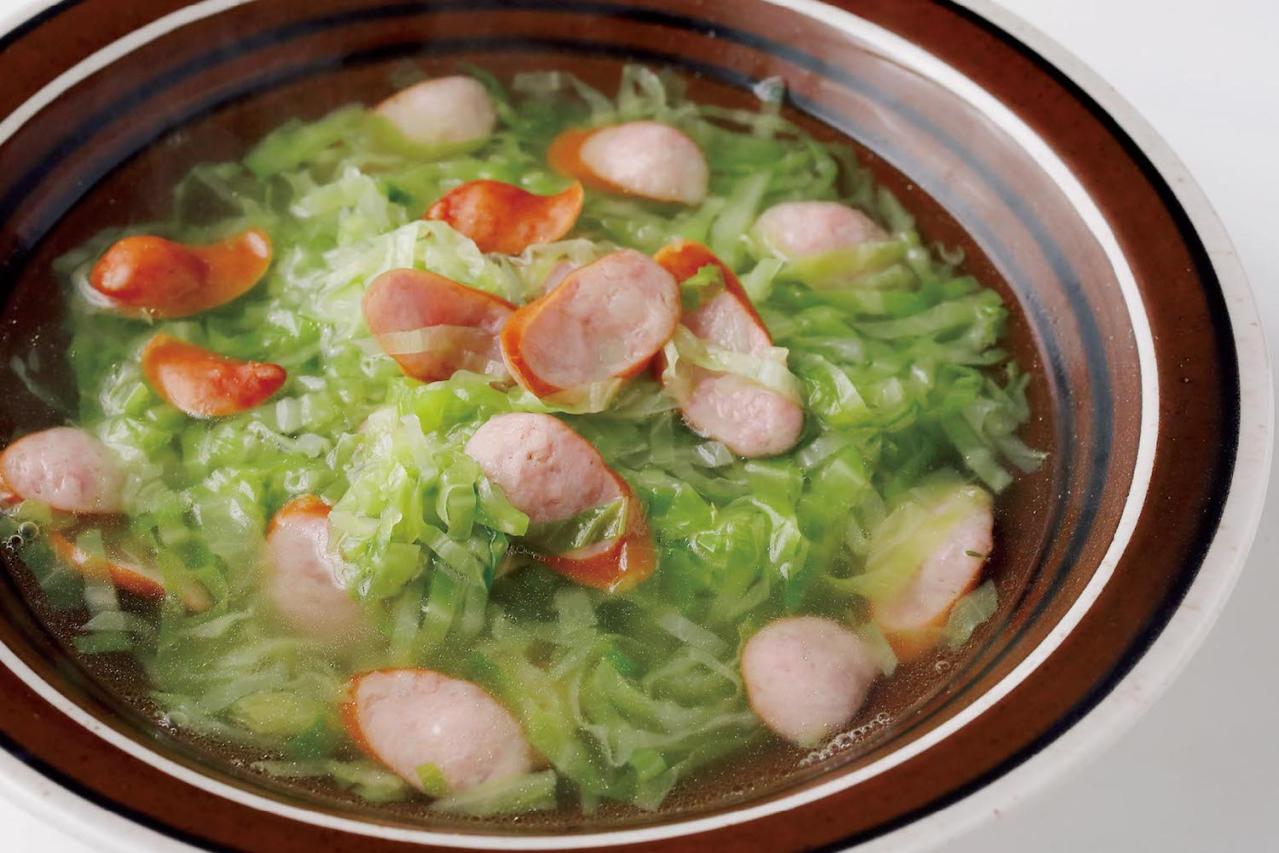 使い道いろいろ【冷凍キャベツ】節約にもなる万能作り置きレシピとは？