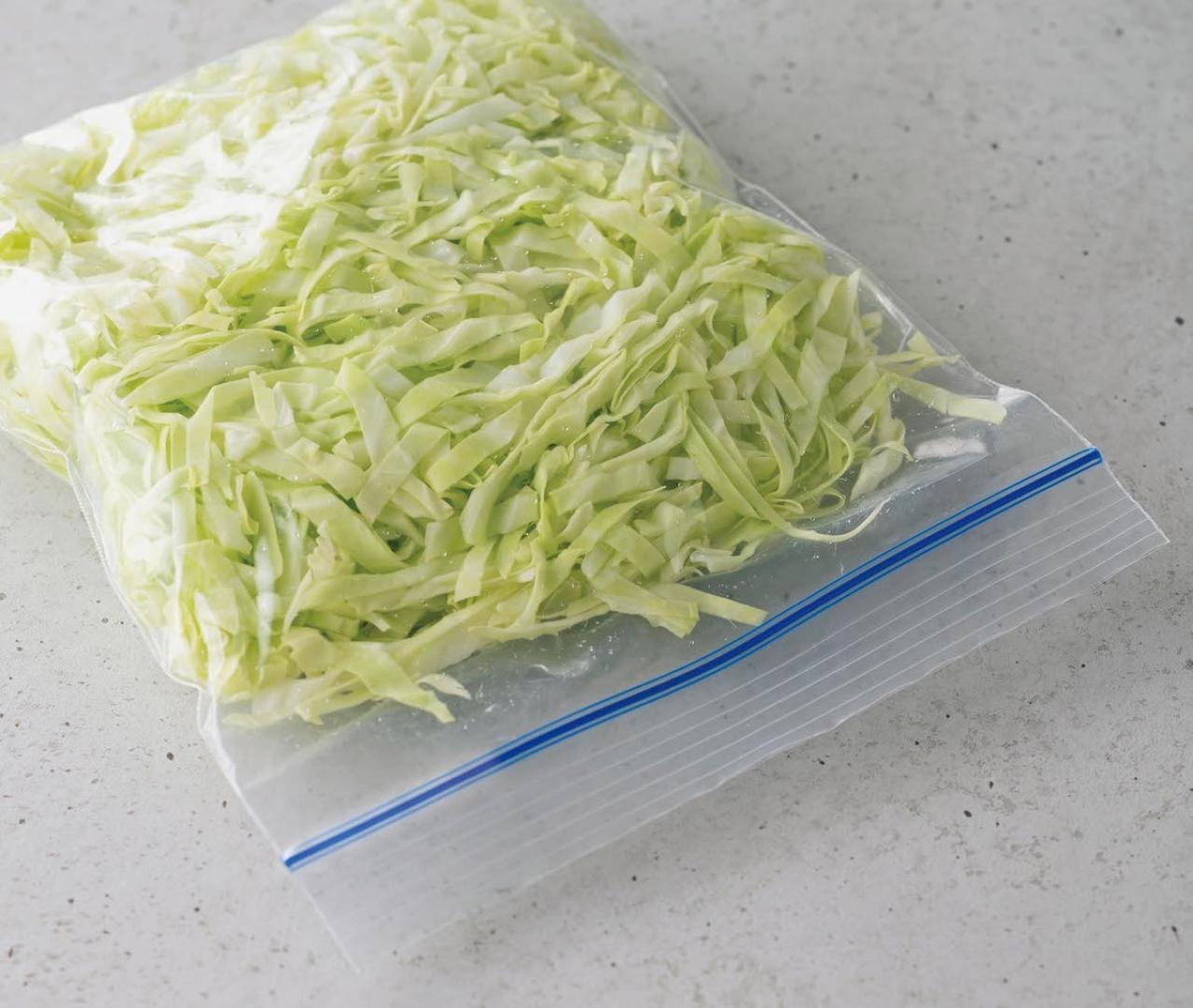 使い道いろいろ【冷凍キャベツ】節約にもなる万能作り置きレシピとは？（画像3）