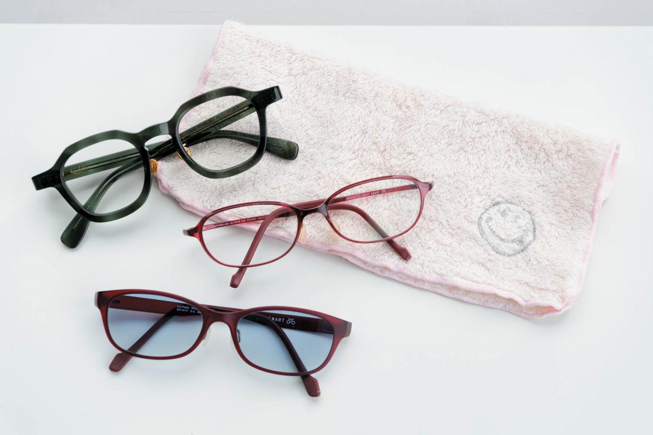 【50・60代読者モデル】の「目の不調」本音トーク！拡大鏡がないとメイクできない…（画像8）