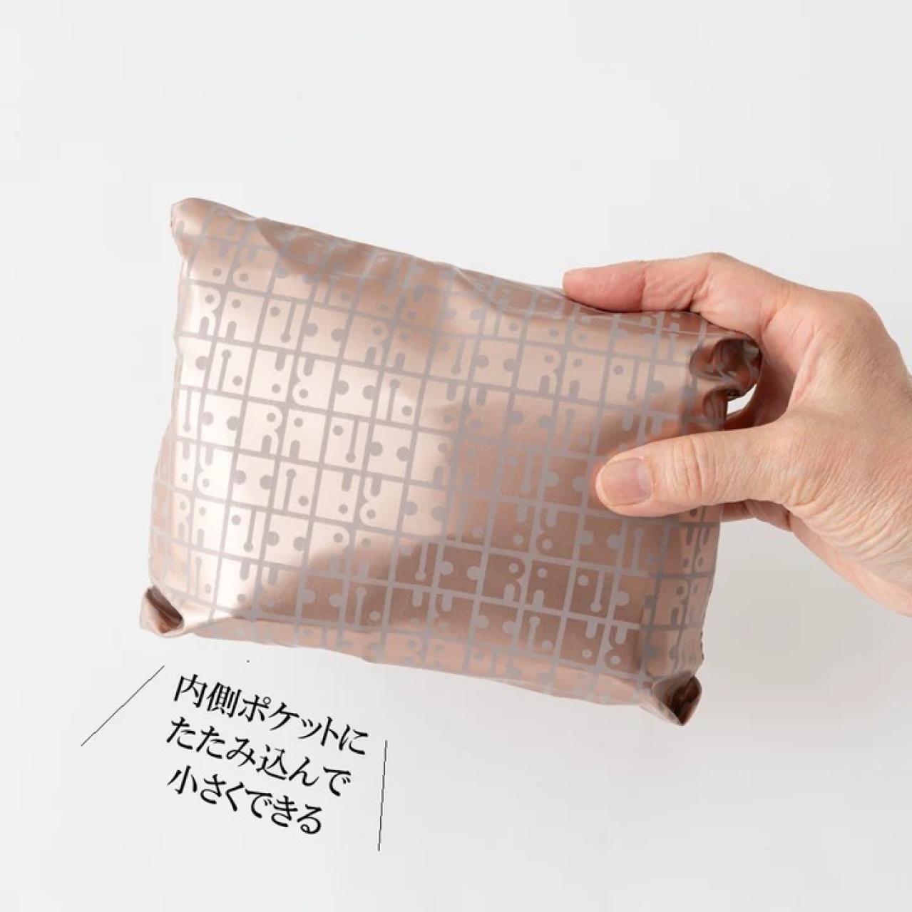 コンパクトにたためるトートリュック