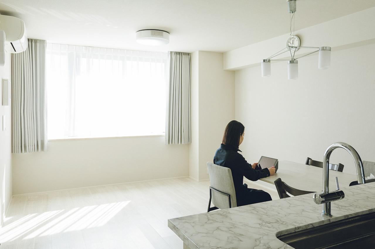 服は年間3着だけ！？「持たない暮らし」でラクになる生活のヒント【Nozomiさん】