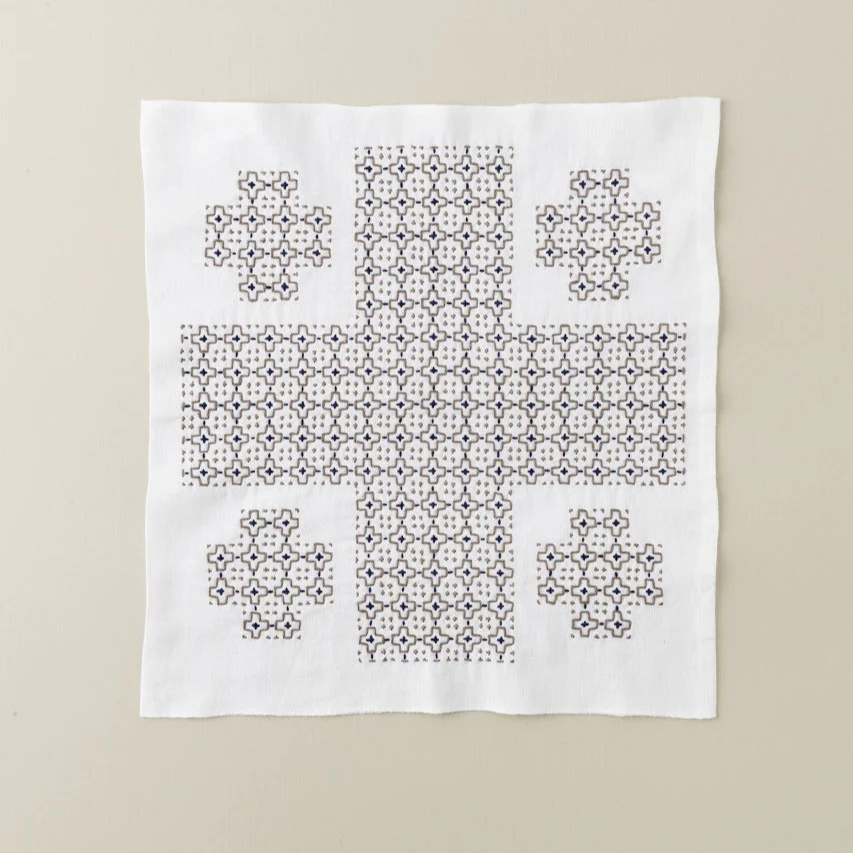 刺し子花ふきん　Pray（プレイ）手芸キット