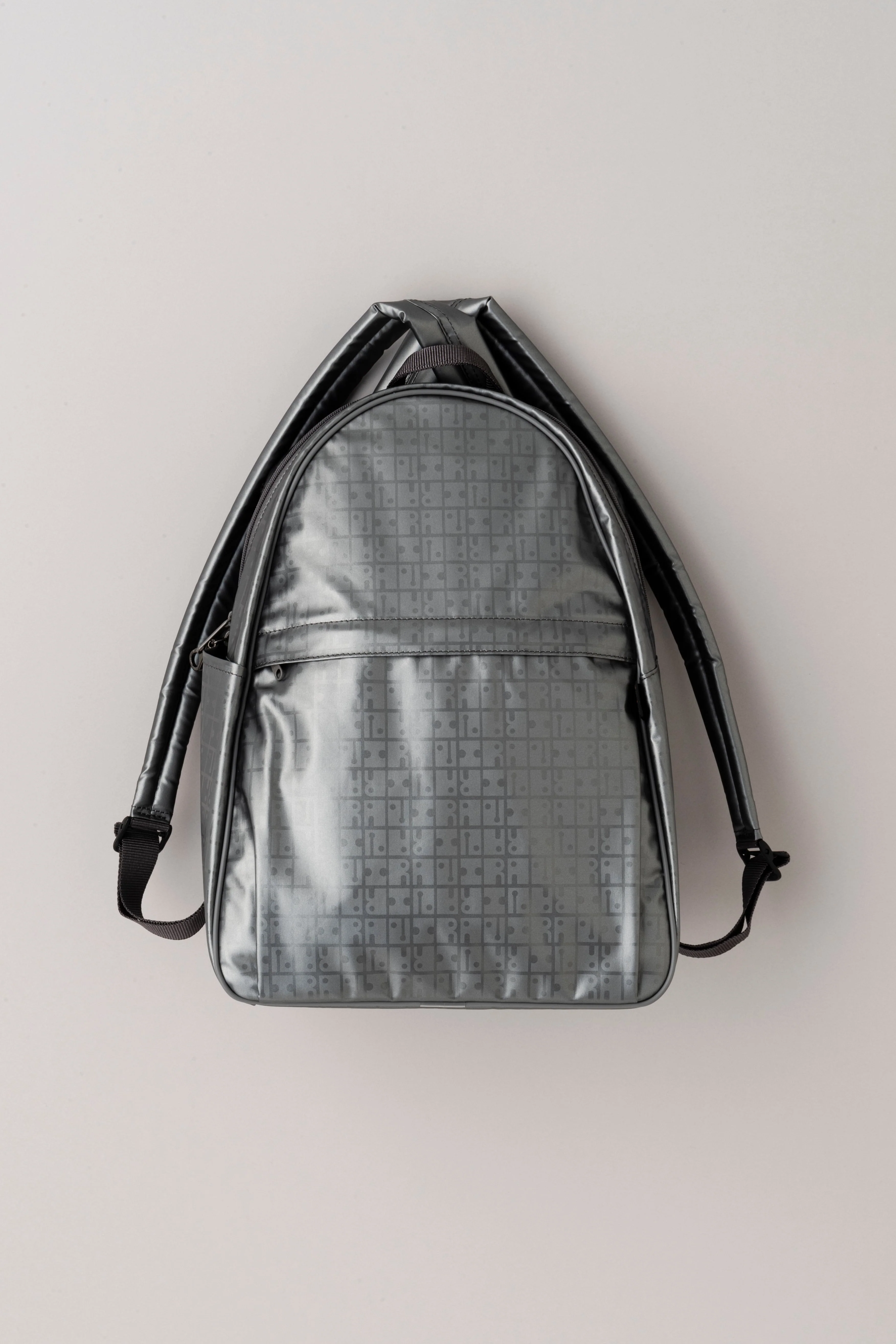 超軽量シンプルリュック（グレー）